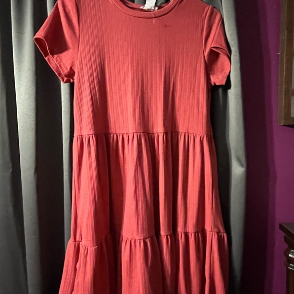 🍁 Cute fall flowy dress! 🍂 - Picture 2 of 4